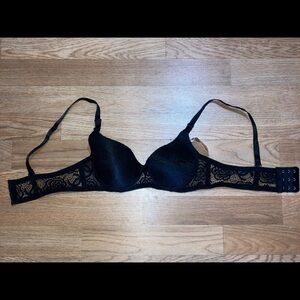 RomaBra Elegant Black Lace push up Bra 32B Nwt vintage